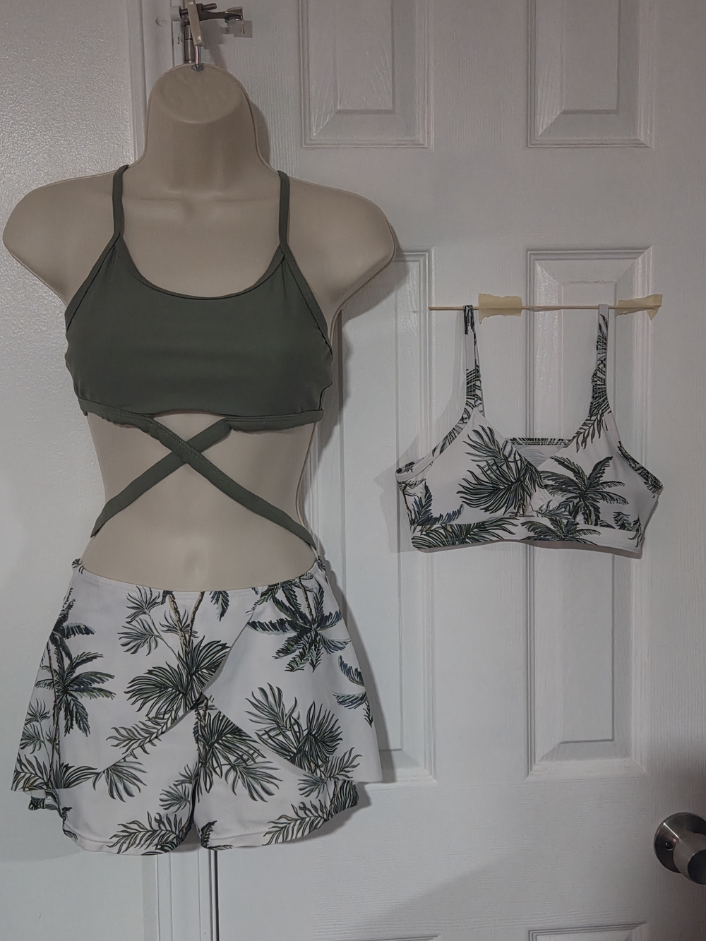 SHEIN Olive Cross-Front Crop Top with Palm-Print Bralette